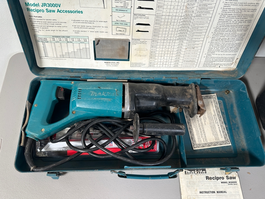 Makitia Reciprocating Saw Model JR3000V & Skil Handheld Tile Saw Model 3510 [Photo 2]