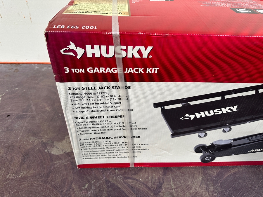 New Husky 3 Ton Garage Jack Kit [Photo 2]