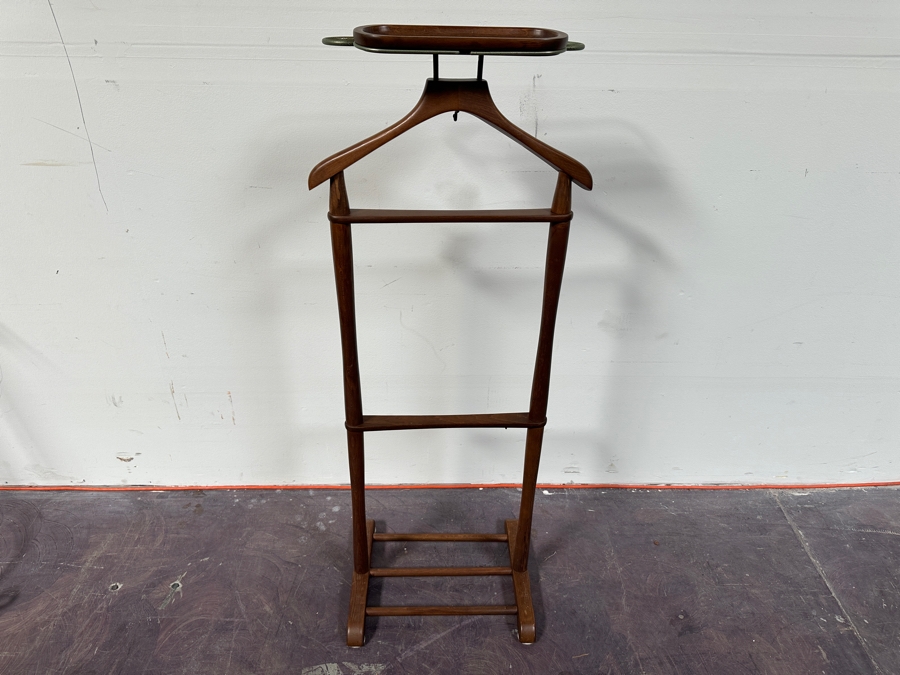 Just Added - Nevco Men's Wooden Suit Valet Stand 48H [Photo 5]