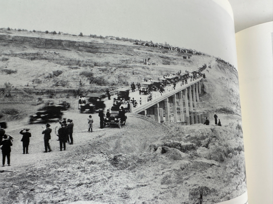 Just Added - Signed First Edition Book A Wooden Road Through The Hollow Of God's Hand Taming The American Sahara By B. Johnny Rube 1996 [Photo 13]