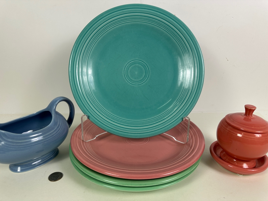 Just Added - Fiesta Fiestaware - 4 10.5' Dinner Plates, Gravy Boat & Sugar Bowl With Underplate [Photo 2]