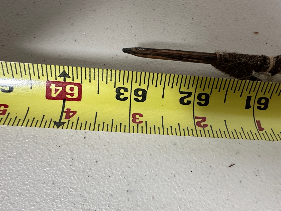 Handmade Arrow with Feathers [Photo 6]