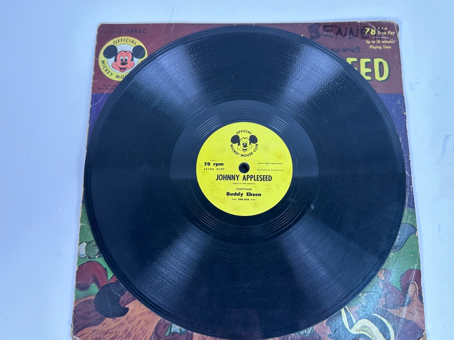 Disney Johnny Appleseed and Goldilocks and the Three Bears Vinyl Albums [Photo 9]