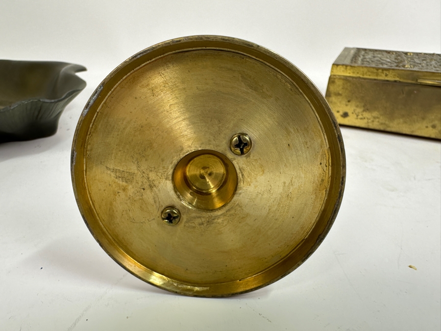 Vintage Brass Items: Solid Brass Seashell Dish, Brass Egret Bird Figurine 12H And Repousse Brass Cherub Box [Photo 5]