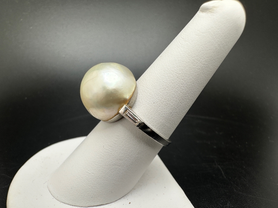 Platinum Ring With Large Pearl Size 8 [Photo 4]