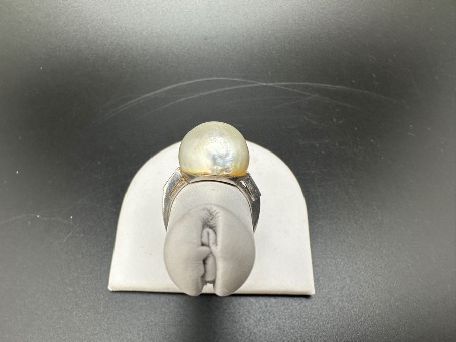 Platinum Ring With Large Pearl Size 8 [Photo 5]