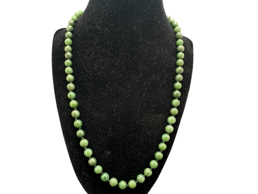 Green Jade Beaded 21' Necklace With 14K Gold Clasp [Photo 1]