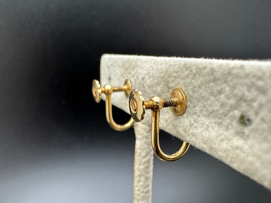 14K Gold Screw Back Clip On Earrings .13 Troy Ounces [Photo 4]