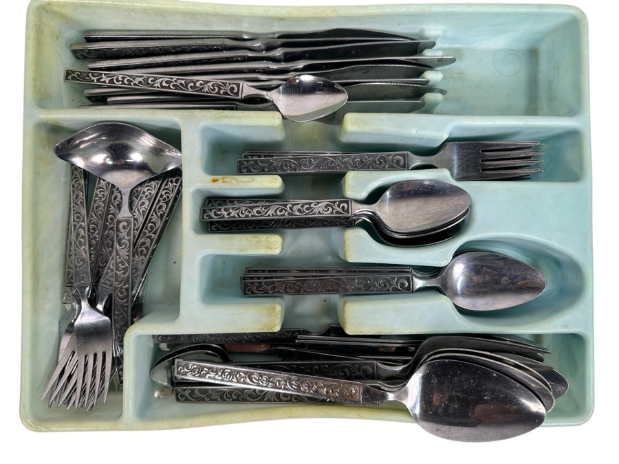 UNF 131 Glossy Stainless Steel Silverware / Flatware Set - Made In Japan - Choose Your Pieces