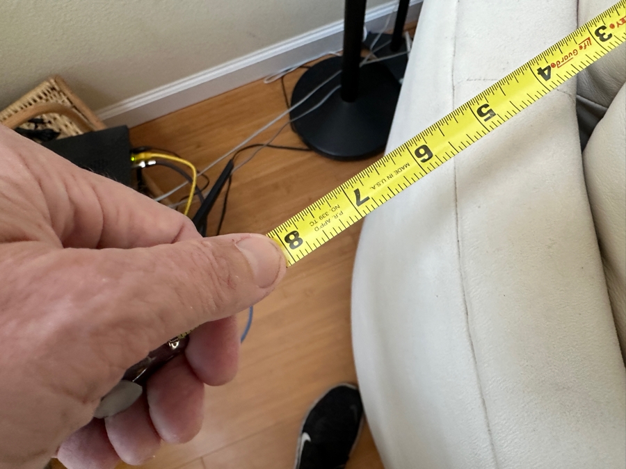 Just Added - Leather 3-Piece Sectional Sofa 152W X 67D X 33H [Photo 10]