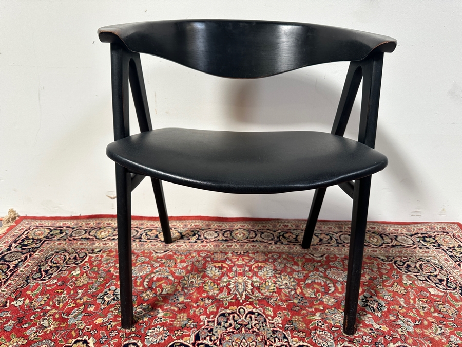 JUST ADDED - Vintage MCM Armchair 25W X 22D X 29H [Photo 3]