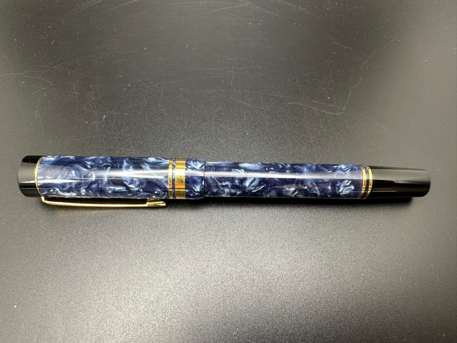 Parker Fountain Pen With 18K Gold Nib [Photo 4]