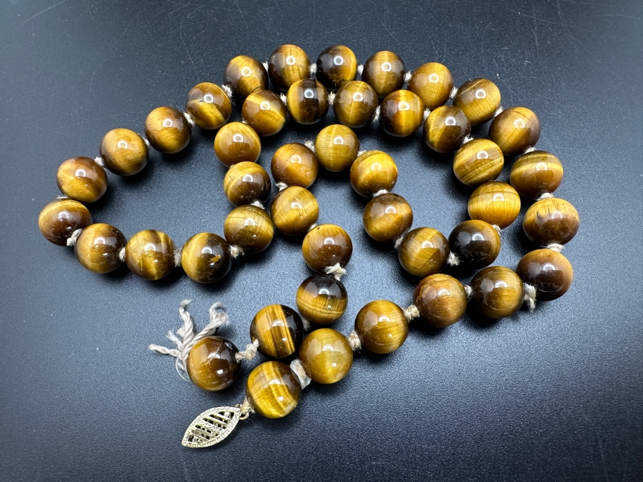 Tiger Eye Stone Bead 18' Necklace - Clasp Needs Repair [Photo 4]