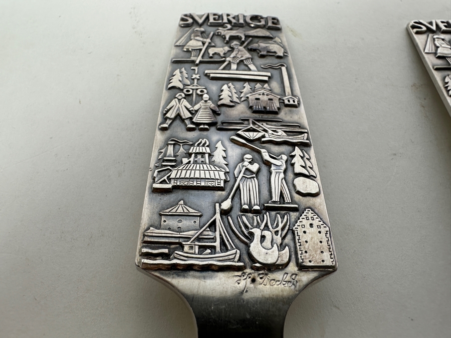 Pair Of Swerige Sweden Silverplate Spoons [Photo 4]