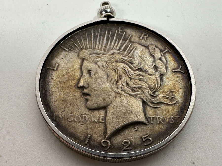 1925 Peace Silver Dollar With Pendant Coin Holder [Photo 4]