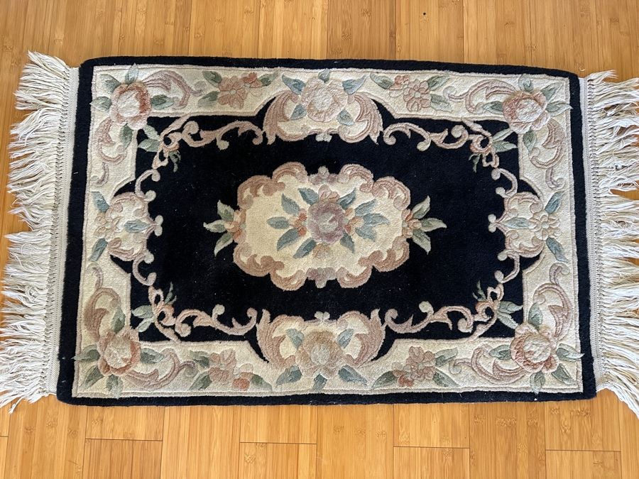 Small Hand Knotted Chinese Wool Rug 39 X 24 [Photo 2]