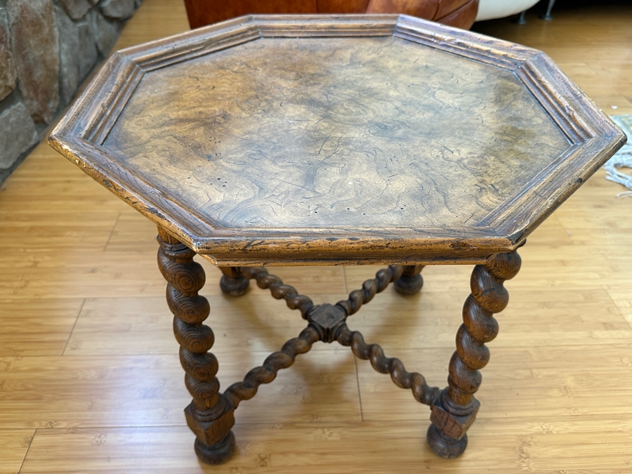 Vintage Baker Furniture Burled Walnet Barley Twist Legs Side Table 21.5W X 18H [Photo 3]