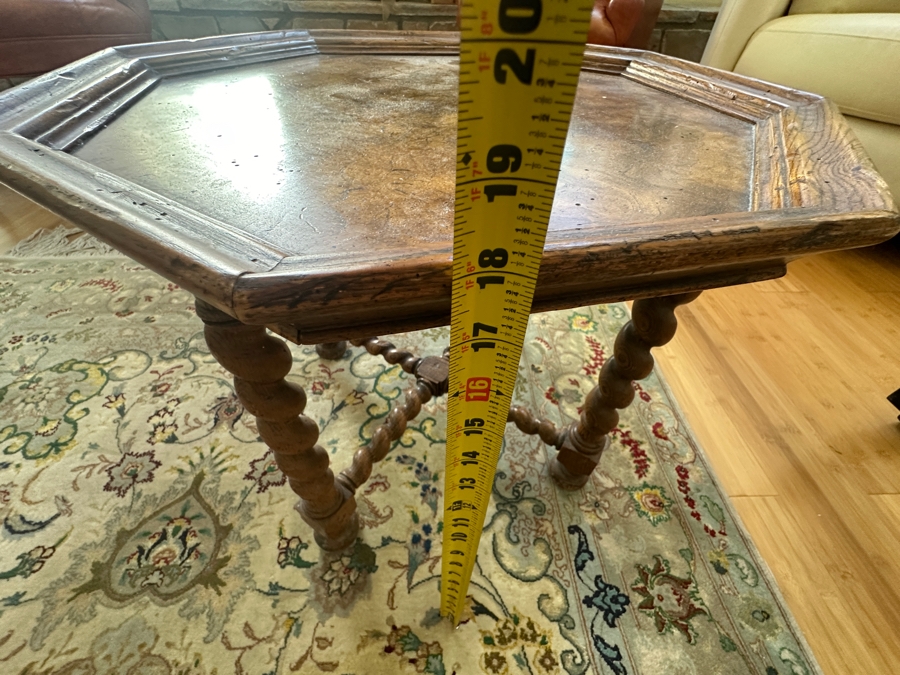 Vintage Baker Furniture Burled Walnet Barley Twist Legs Side Table 21.5W X 18H [Photo 9]