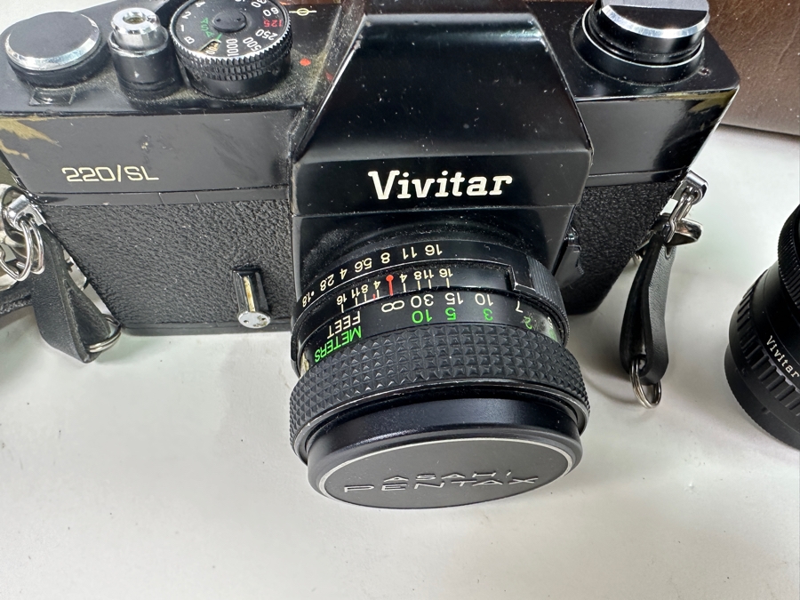 Vintage Vivitar 220/SL Film Camera With Vivitar 135mm & 50mm Lenses, Flash & Camera Bag [Photo 3]