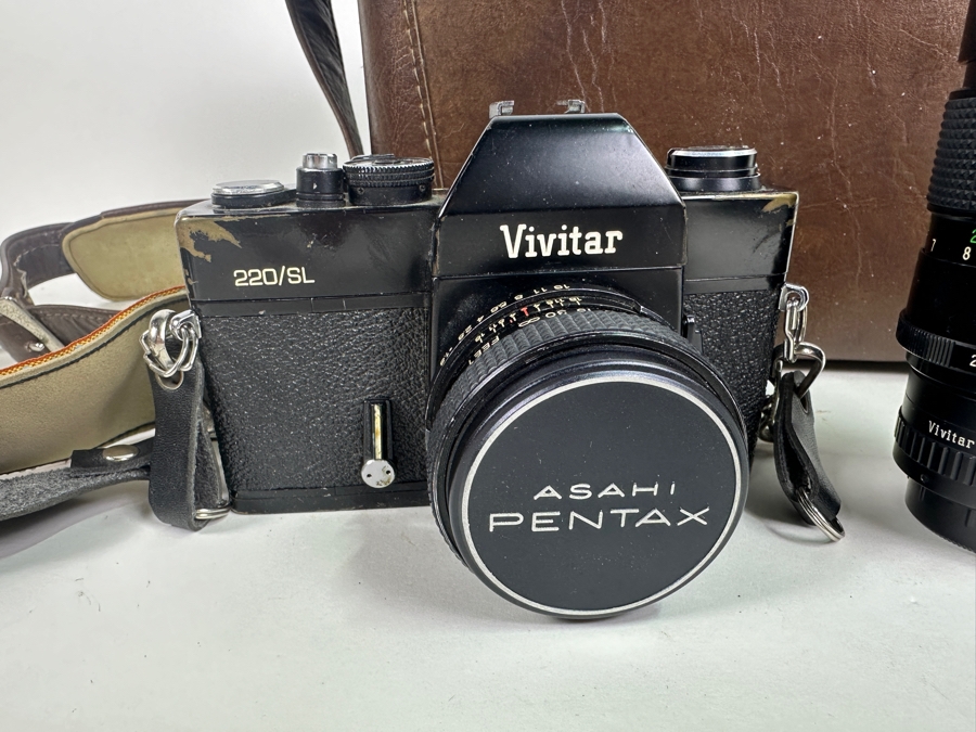 Vintage Vivitar 220/SL Film Camera With Vivitar 135mm & 50mm Lenses, Flash & Camera Bag [Photo 2]