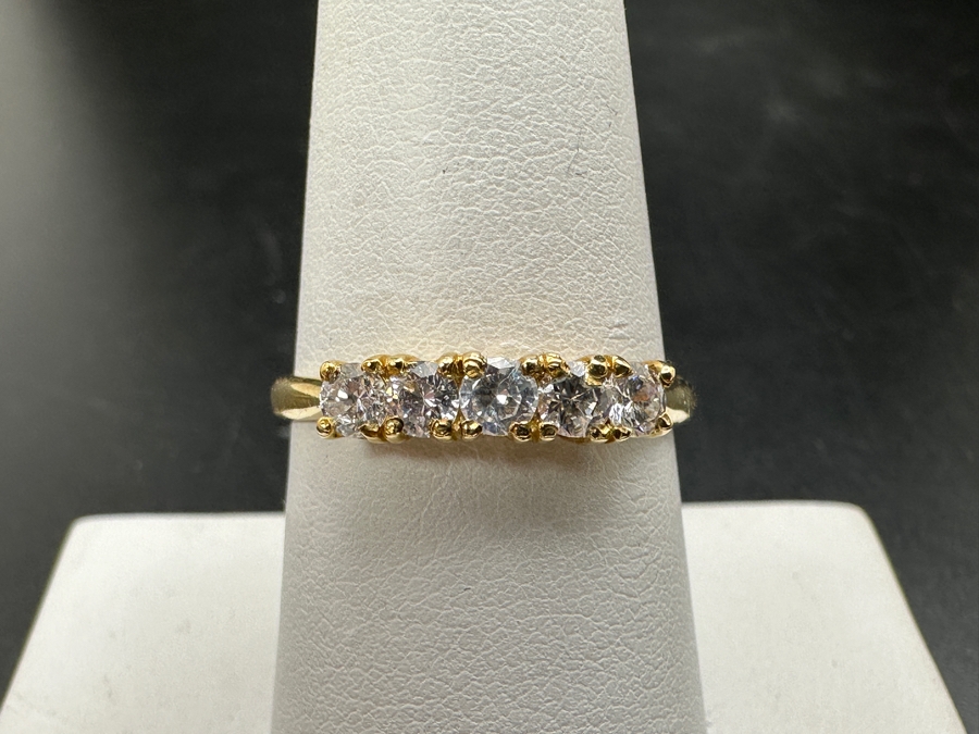 10K Gold CZ Ring Size 8.5 2g [Photo 2]