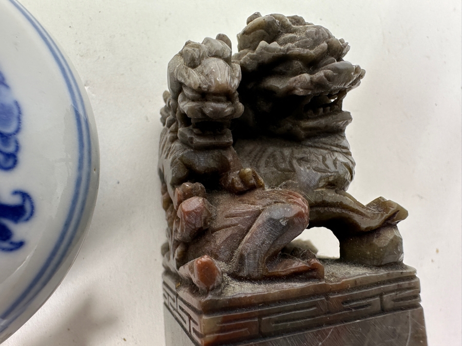 Chinese Lot: Carved Stone Foo Dog Finial Seal 'EFFIE' With Porcelain Ink Paste Box, Cloisonne Camel Pendant & Carved Stone Dragon Pendant (With Crack) [Photo 4]
