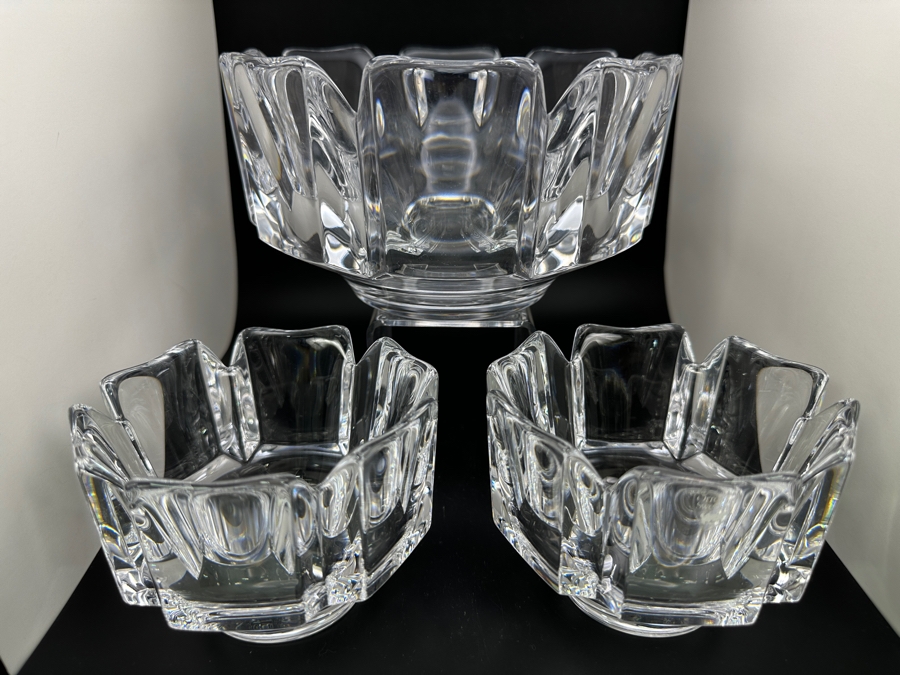 Orrefors Sweden Crystal (1) 7 3/8' Corona Bowl And (2) 4.5' Corona Bowls Designed By Lars Hellsten [Photo 5]