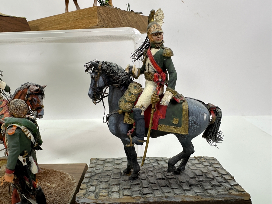 Collection Of (8) Small Military Figurines Horses Toy Soldiers Hand Painted By Dr. David D. Michaels - See Photos [Photo 7]