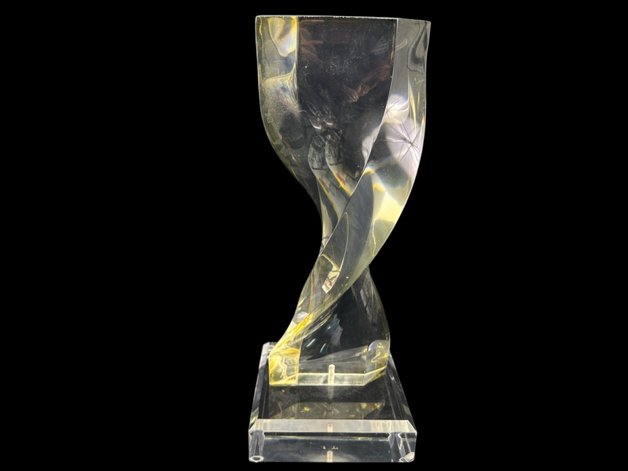 Lucite Abstract Sculpture 17H [Photo 6]