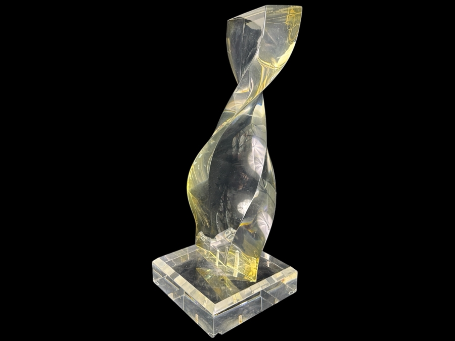 Lucite Abstract Sculpture 17H [Photo 5]