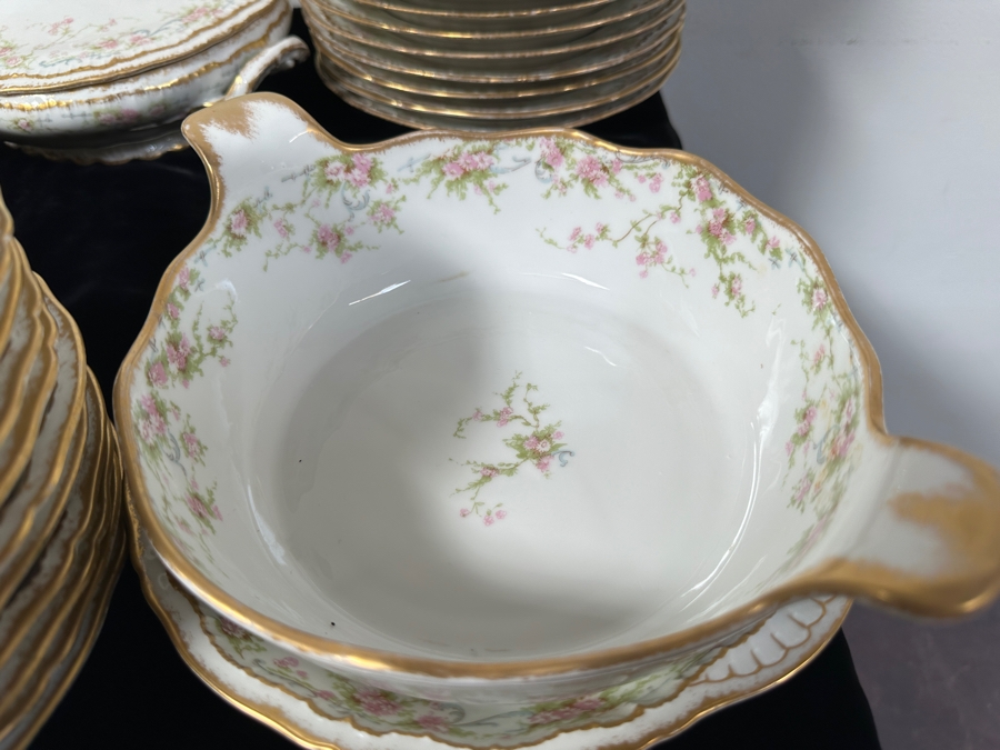 Vintage Theodore Haviland Limoges France Hand Painted China Service For Approximately 12 Over 110 Pieces [Photo 10]