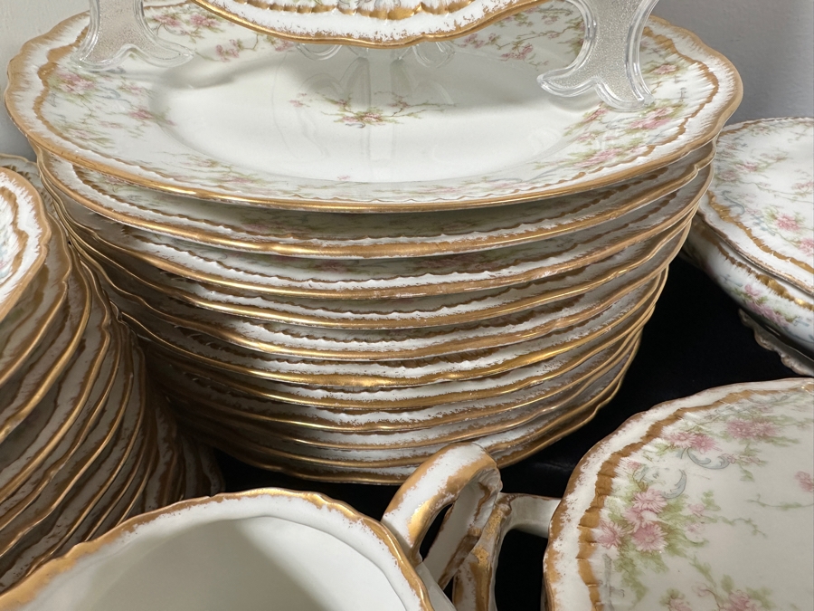 Vintage Theodore Haviland Limoges France Hand Painted China Service For Approximately 12 Over 110 Pieces [Photo 5]