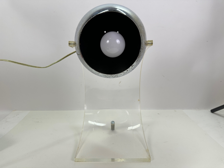 Vintage 1970s Arched Lucite & Chrome Table Lamp By Robert Sonneman 8W X 8.5D X 16H [Photo 4]