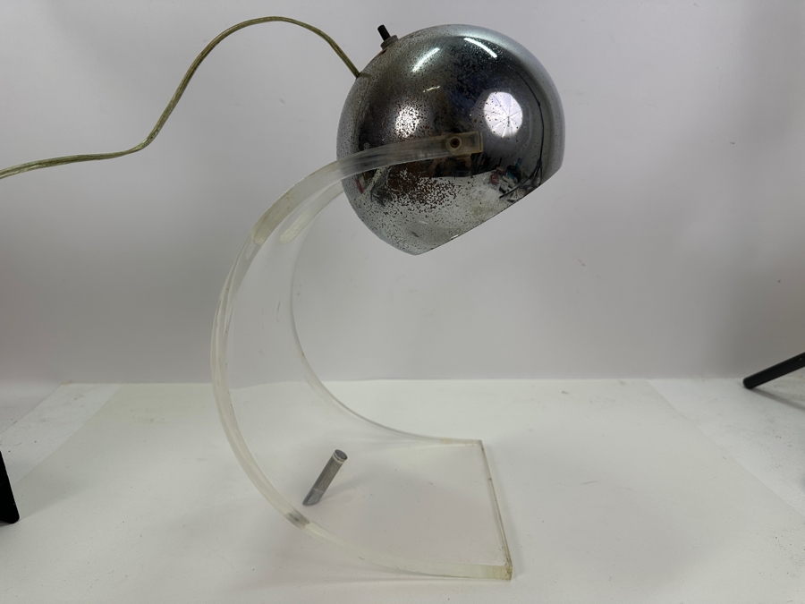 Vintage 1970s Arched Lucite & Chrome Table Lamp By Robert Sonneman 8W X 8.5D X 16H [Photo 9]
