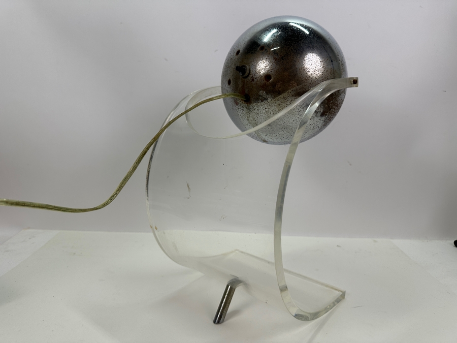 Vintage 1970s Arched Lucite & Chrome Table Lamp By Robert Sonneman 8W X 8.5D X 16H [Photo 8]