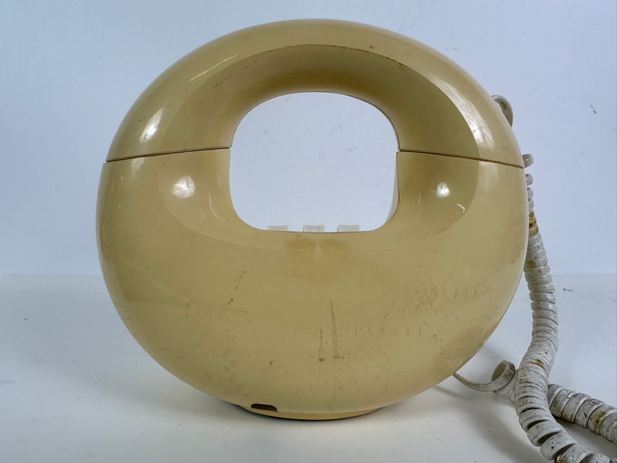 Just Added - Western Electric Sculptura Donut Phone 8W X 8H [Photo 3]