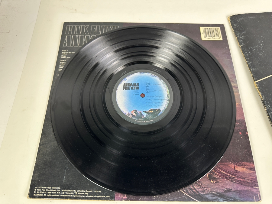 Just Added - Pink Floyd - Animals & The Dark Side Of The Moon Vinyl Record Album [Photo 7]
