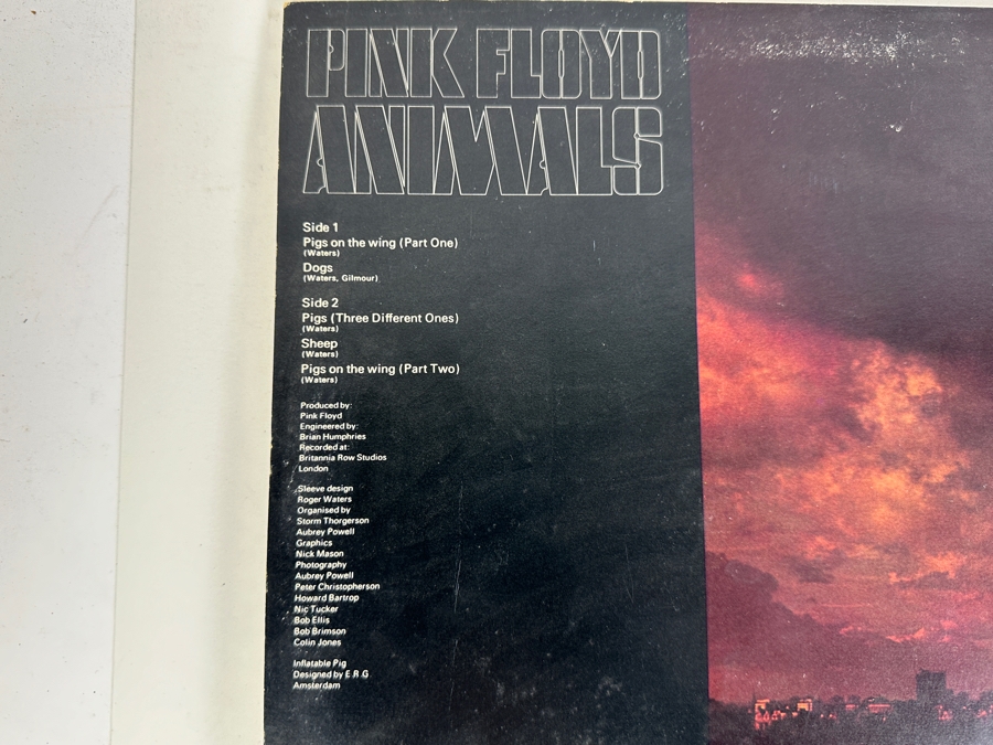 Just Added - Pink Floyd - Animals & The Dark Side Of The Moon Vinyl Record Album [Photo 4]