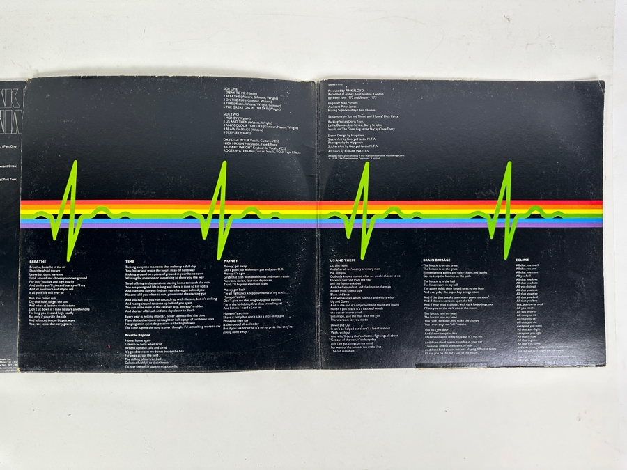 Just Added - Pink Floyd - Animals & The Dark Side Of The Moon Vinyl Record Album [Photo 10]