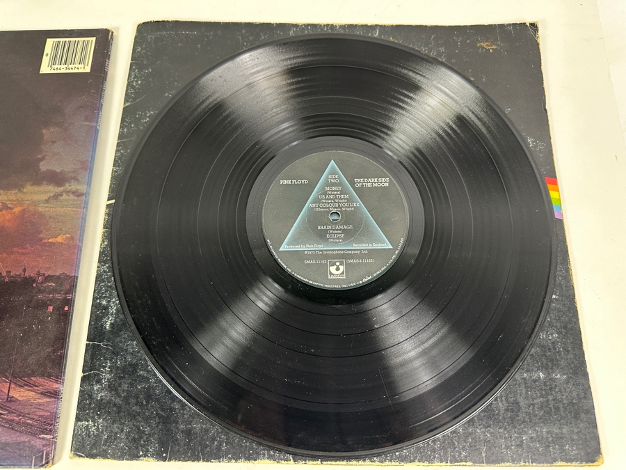 Just Added - Pink Floyd - Animals & The Dark Side Of The Moon Vinyl Record Album [Photo 12]