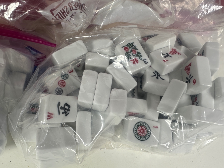 Just Added - Mah-Jongg Tiles Game Set With Pair Of Books [Photo 2]