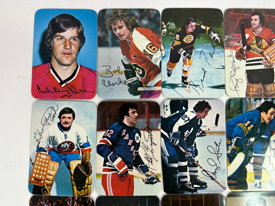 Just Added - Complete Set Of 1976 Topps Chewing Gum NHL Players Association Hockey Cards - 22 Cards [Photo 2]