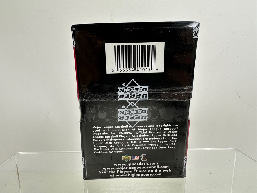 Just Added - Mark McGwire Peronal Model #25 Souvenir Wooden Rawlings Adirondack Bat And Factory Sealed Upper Deck 30 Card Set Celebrating Mark McGwire's 500th Home Run Upper Deck [Photo 5]