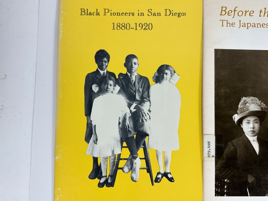 Collection Of 8 Vintage Paperback Books On Local History & Native Americans [Photo 3]