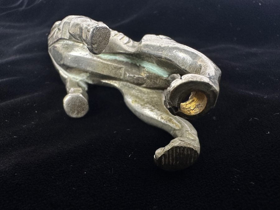 Metal Bulldog Hood Ornament Similar To Mack Trucks [Photo 4]