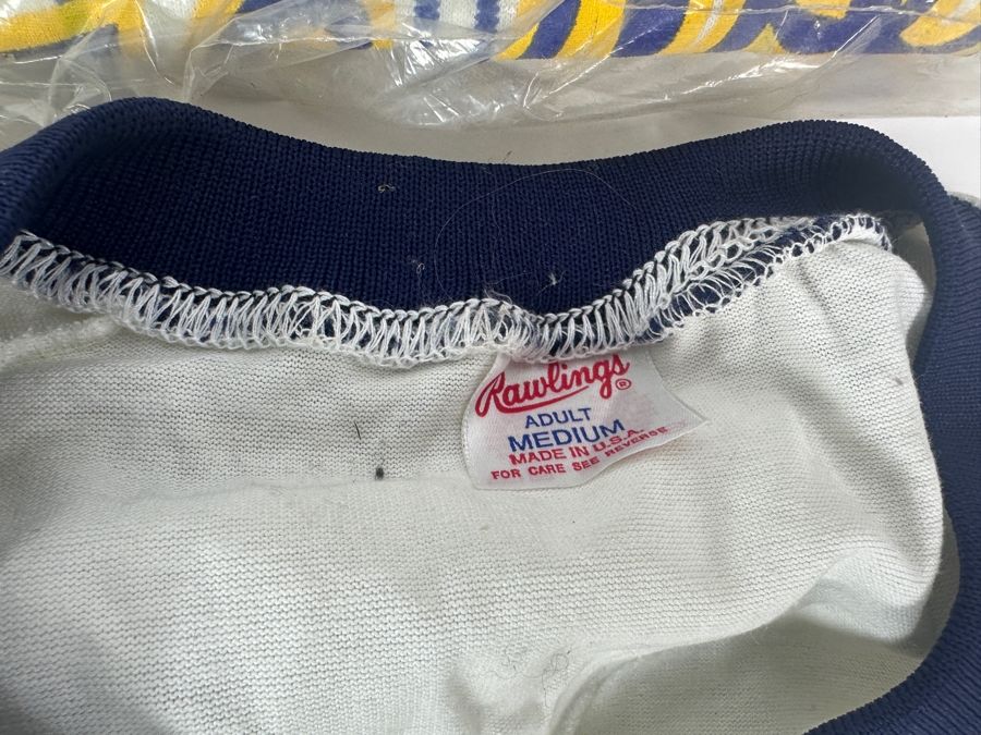 (6) New Rawlings MLB Major League Baseball Jerseys: Toronto Blue Jays, Boston Red Sox, Milwaukee Brewers & San Francisco Giants Sizes M & L [Photo 3]