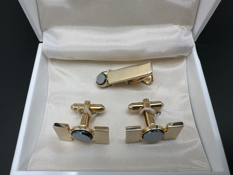 New Old Stock MCM Hickok Tie & Cuff Link Set [Photo 3]