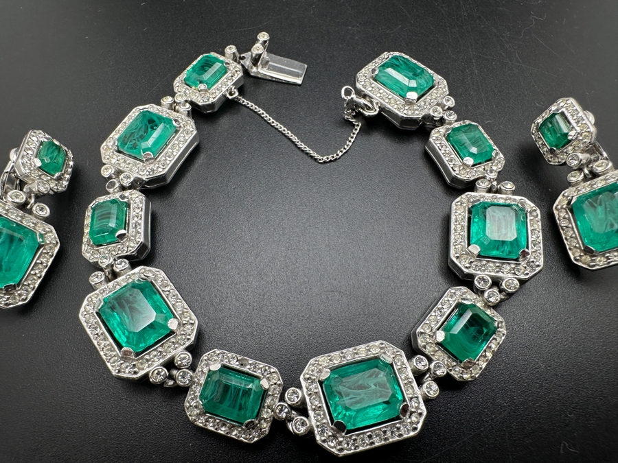 Vintage Signed Ciner Jewerly Bracelet With Matching Clip-on Earrings [Photo 3]