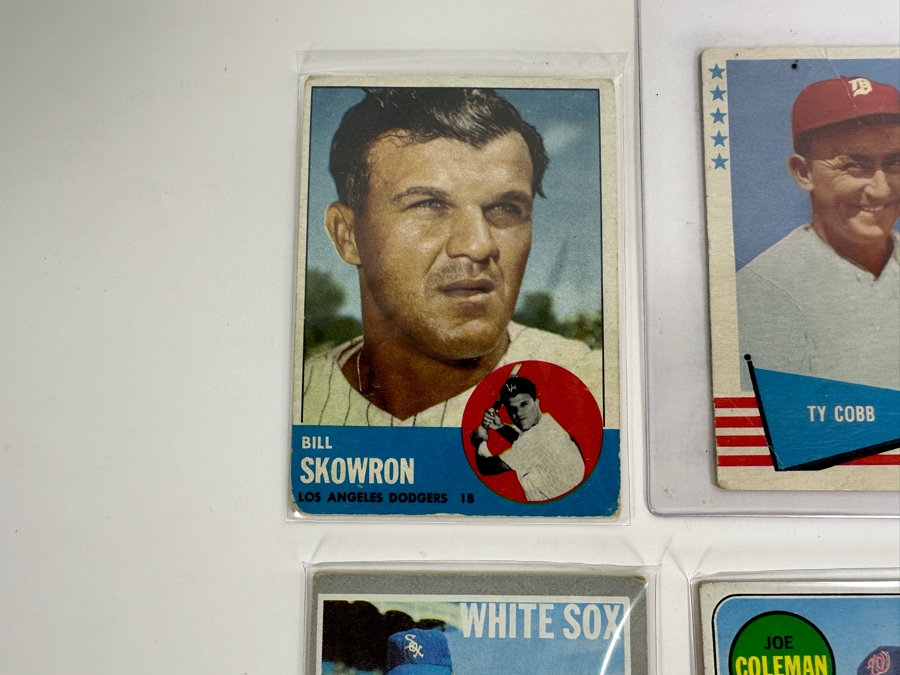 (8) Vintage MLB Baseball Trading Cards [Photo 7]