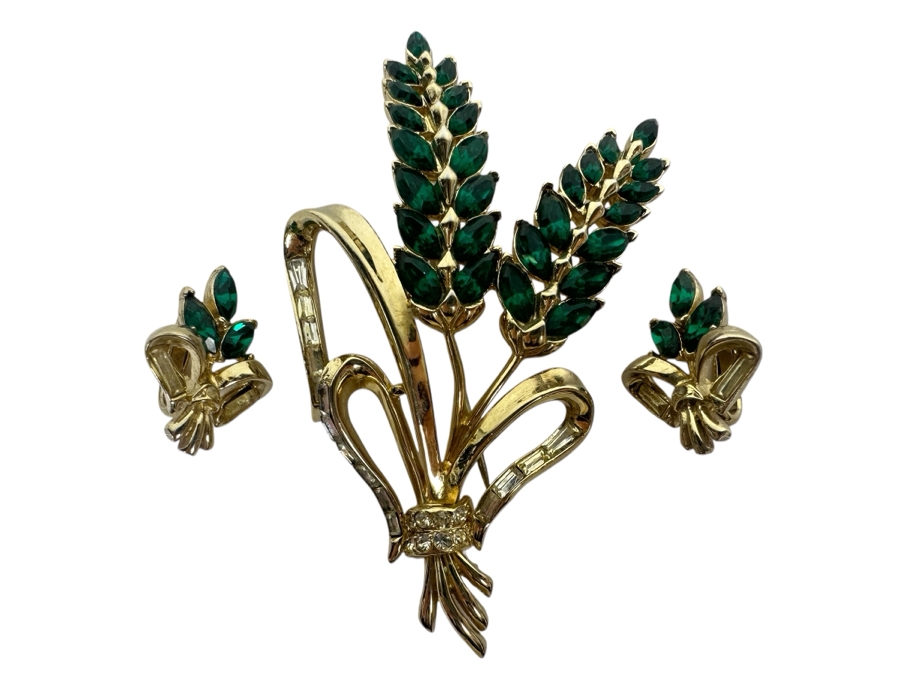 Vintage Corocraft Brooch Pin With Matching Clip-on Earrings [Photo 1]